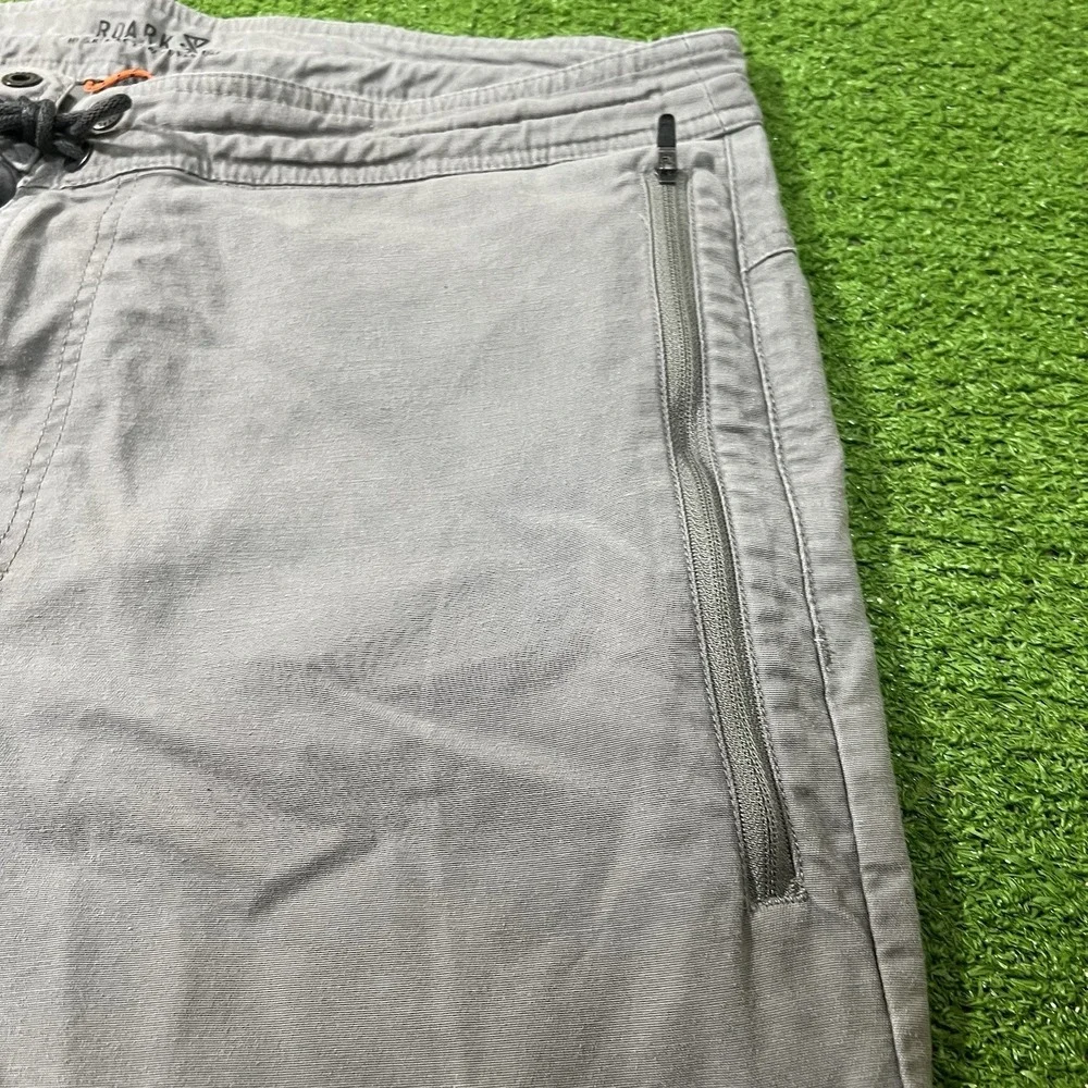 Roark Hiking Shorts SZ 34 Gray Layover Traveler Performance Gorp Core 8